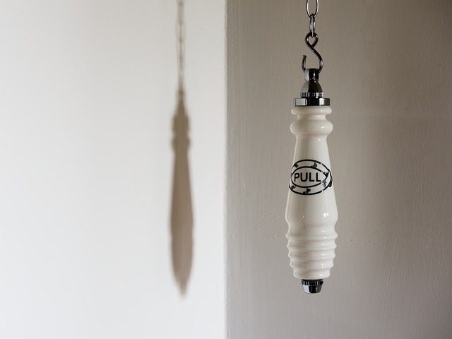 splachovací záchod